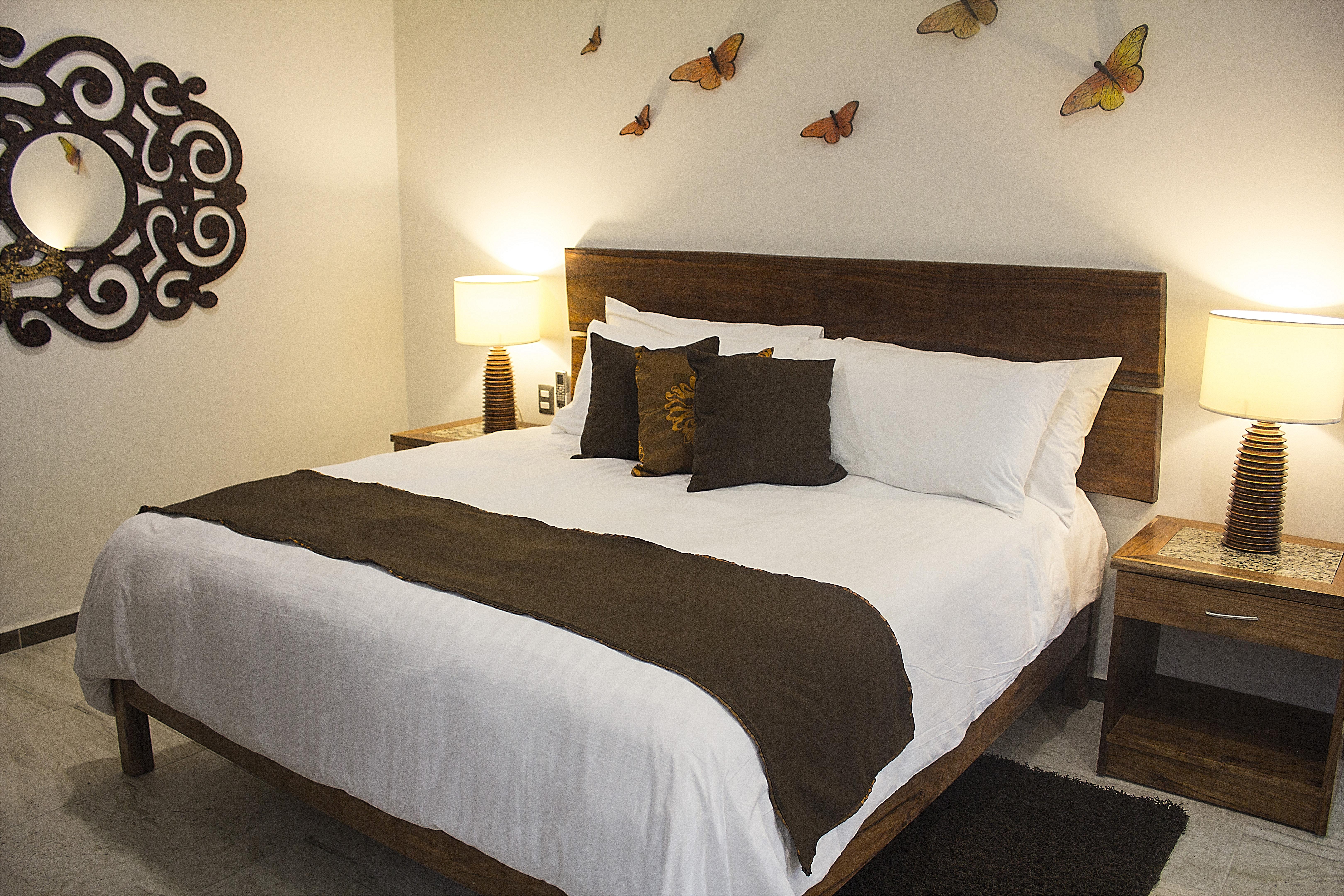 Casa Ticul Hotel Boutique - 5Th Ave (Adults Only) Playa del Carmen Exteriér fotografie A bed with a bed runner