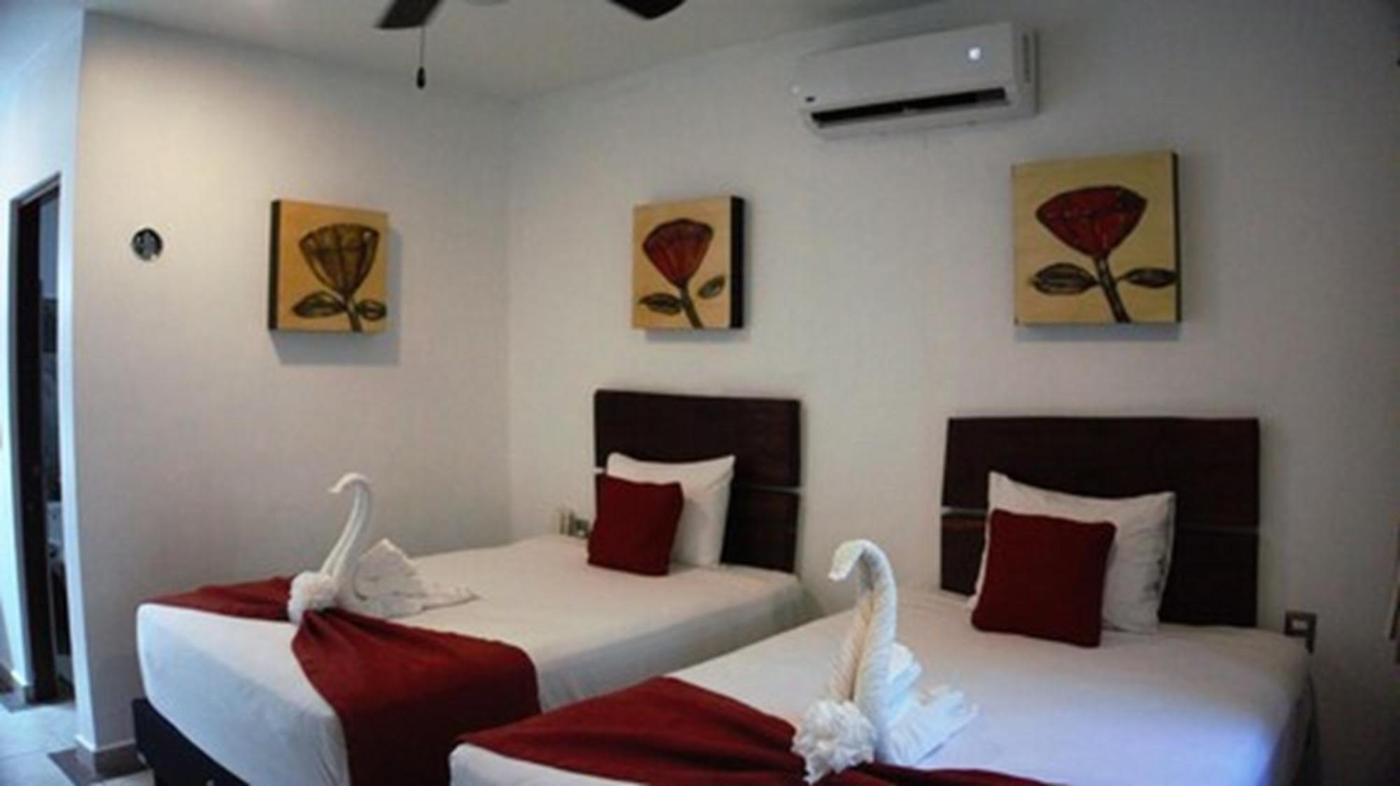 Casa Ticul Hotel Boutique - 5Th Ave (Adults Only) Playa del Carmen Exteriér fotografie A room at the hotel
