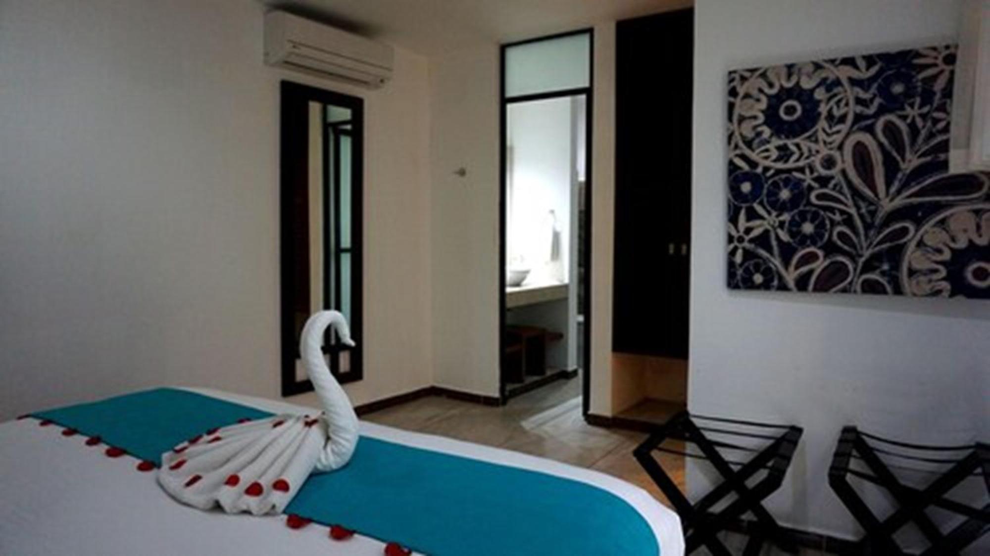 Casa Ticul Hotel Boutique - 5Th Ave (Adults Only) Playa del Carmen Exteriér fotografie A room at the hotel